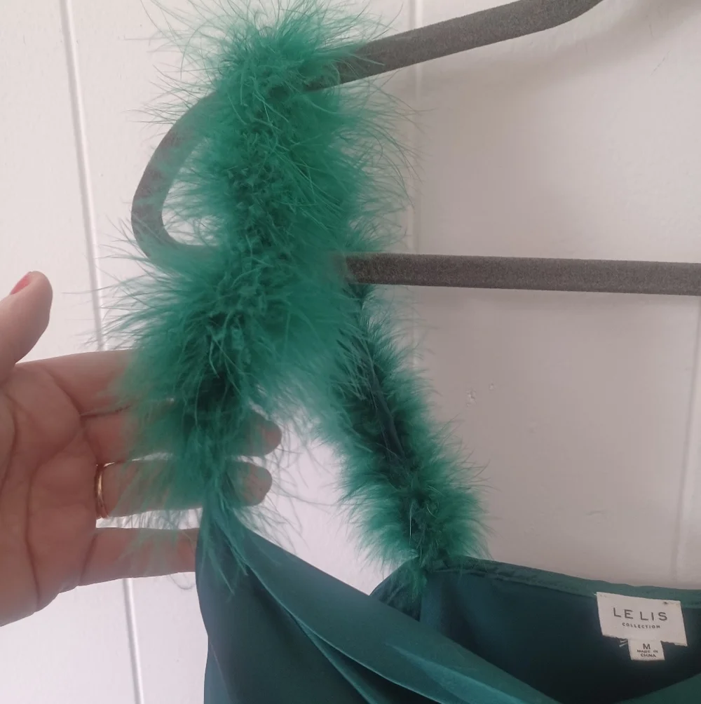 Green Feathered Strap Tank - Picture 2 of 5